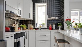 风水大师教你如何正确摆放厨房用品，打造健康和谐的家居气场